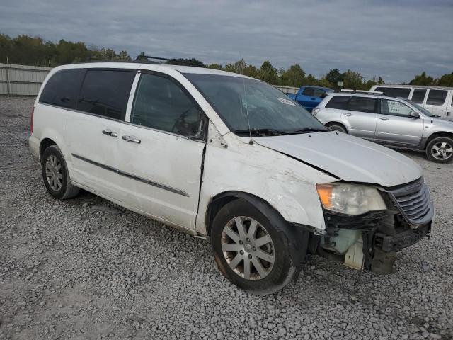 Photo 4 from auction – 2015 CHRYSLER TOWN & COU with VIN 2C4RC1BG5FR562926