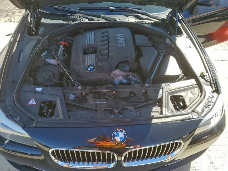 Photo 11 from auction – 2011 BMW 528 I with VIN WBAFR1C54BDJ97793
