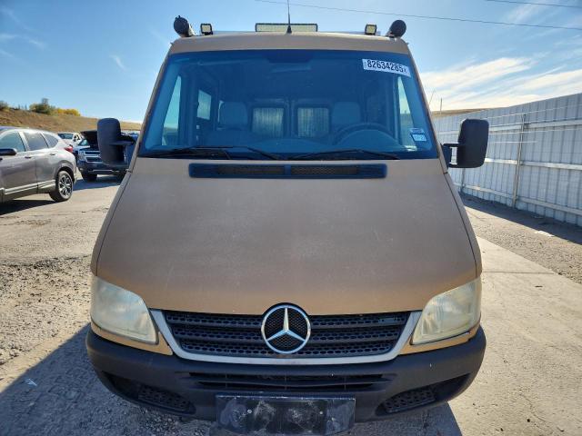 Photo 5 from auction – 2002 FREIGHTLINER SPRINTER 2 with VIN WD2YD241725341065