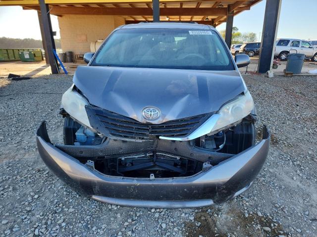 Photo 5 from auction – 2011 TOYOTA SIENNA LE with VIN 5TDKK3DC2BS079213