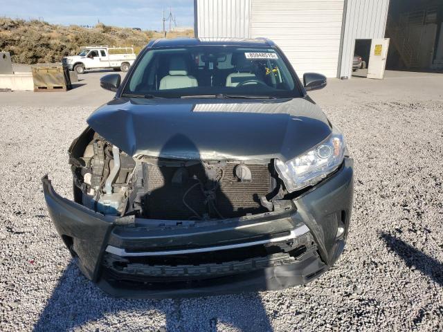 Photo 5 from auction – 2017 TOYOTA HIGHLANDER SE with VIN 5TDJZRFH9HS468751
