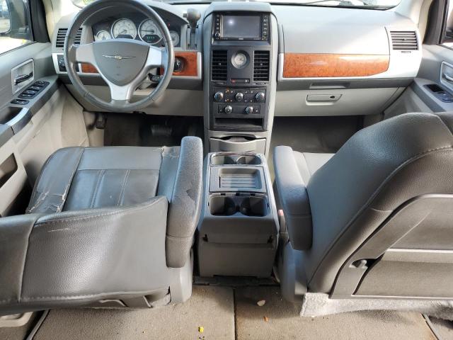 Photo 8 from auction – 2008 CHRYSLER TOWN & COU with VIN 2A8HR54P58R110436