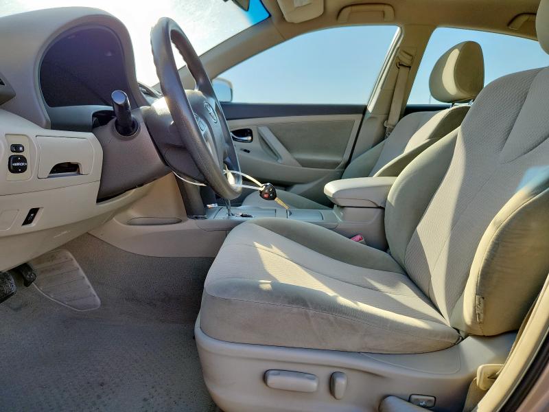 Photo 7 from auction – 2010 TOYOTA CAMRY LE with VIN 4T4BF3EK5AR065456