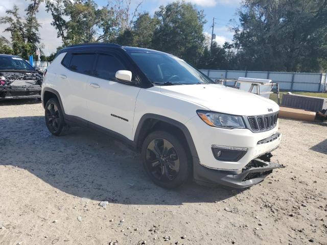 Photo 4 from auction – 2019 JEEP COMPASS LA with VIN 3C4NJDBBXKT599777