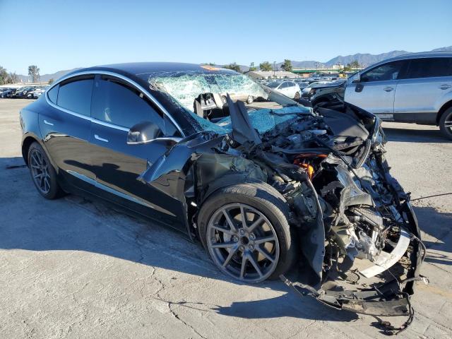 Photo 4 from auction – 2019 TESLA MODEL 3 with VIN 5YJ3E1EA5KF305553