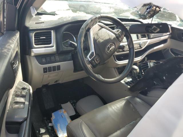 Photo 8 from auction – 2019 TOYOTA HIGHLANDER with VIN 5TDJZRFH3KS708447