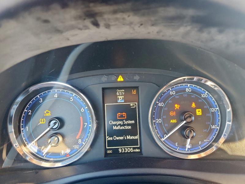 Photo 9 from auction – 2018 TOYOTA COROLLA SE with VIN 5YFBURHE2JP791592