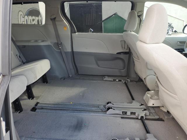 Photo 11 from auction – 2011 TOYOTA SIENNA LE with VIN 5TDKK3DC4BS103916