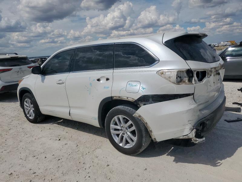Photo 2 from auction – 2015 TOYOTA HIGHLANDER with VIN 5TDZARFH2FS011416