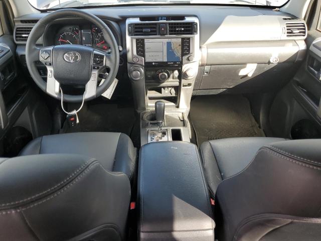 Photo 8 from auction – 2022 TOYOTA 4RUNNER SR with VIN JTEFU5JR5N5272686