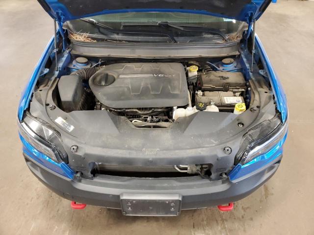 Photo 12 from auction – 2019 JEEP CHEROKEE T with VIN 1C4PJMBX4KD484442