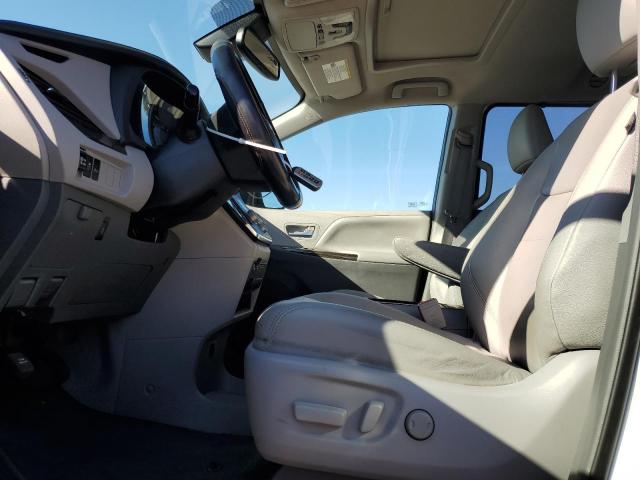 Photo 7 from auction – 2018 TOYOTA SIENNA with VIN 5TDYZ3DC6JS941269