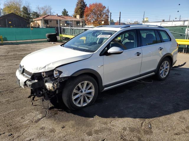 VOLKSWAGEN GOLF ALLTR 2017 with VIN 3VWH17AU8HM508975 - Photo from auction