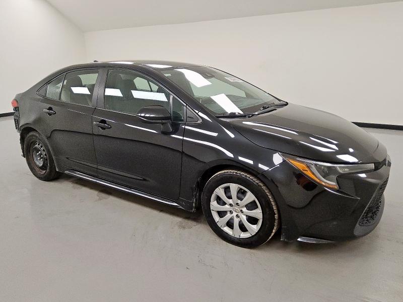 Photo 4 from auction – 2021 TOYOTA COROLLA LE with VIN 5YFEPMAE1MP159771