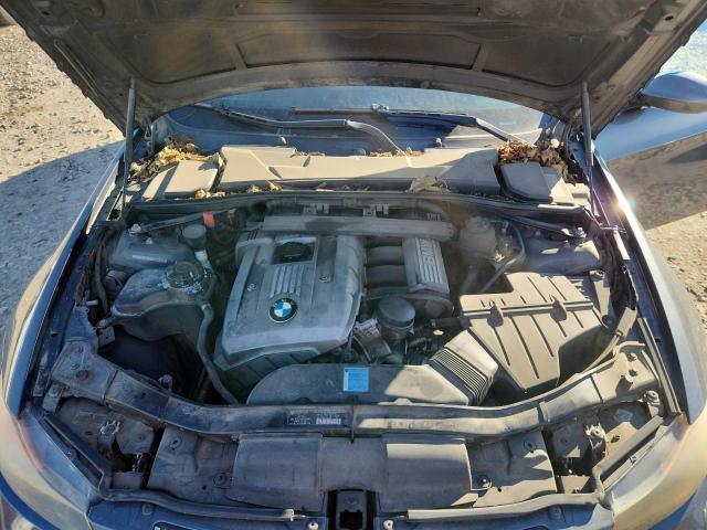 Photo 11 from auction – 2006 BMW 325 XI with VIN WBAVD13586KV13305