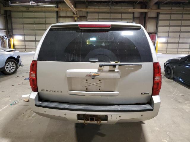 Photo 6 from auction – 2011 CHEVROLET SUBURBAN K with VIN 1GNSKHE36BR271123