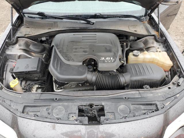 Photo 11 from auction – 2016 CHRYSLER 300C with VIN 2C3CCAEG8GH342371