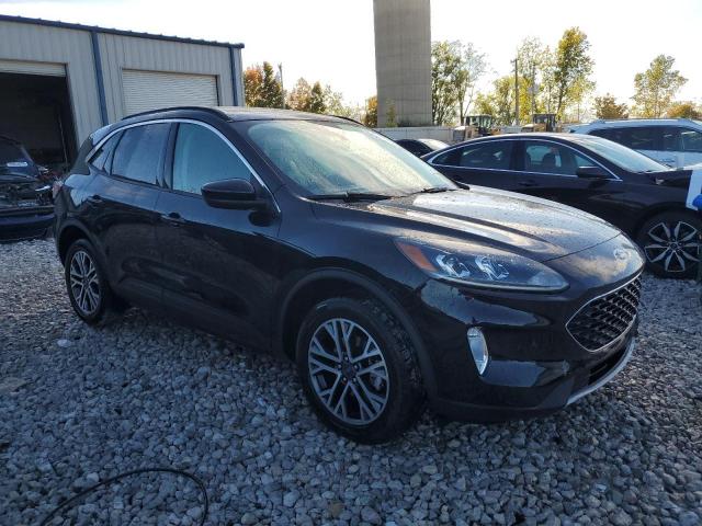 Photo 4 from auction – 2020 FORD ESCAPE SEL with VIN 1FMCU9H62LUB65541