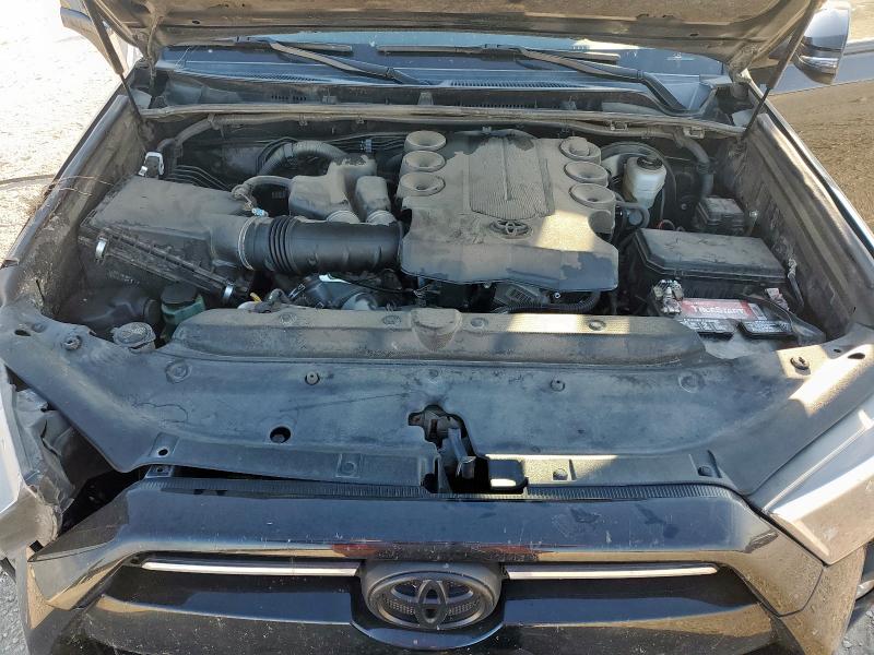 Photo 12 from auction – 2021 TOYOTA 4RUNNER SR with VIN JTEFU5JR6M5231806
