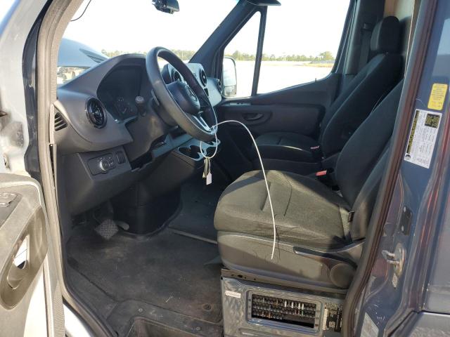 Photo 7 from auction – 2019 MERCEDES-BENZ SPRINTER 2 with VIN WD4PF0CD0KP048920