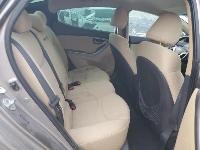 Photo 10 from auction – 2012 HYUNDAI ELANTRA GL with VIN 5NPDH4AE4CH109693