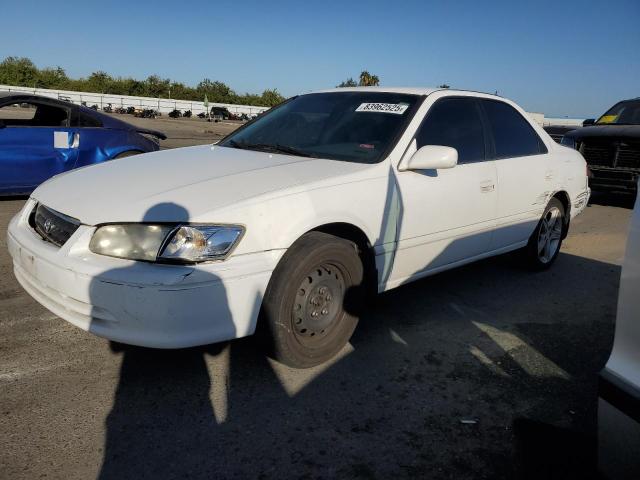 TOYOTA CAMRY 2000 with VIN JT2BG22KXY0459734 - Photo from auction