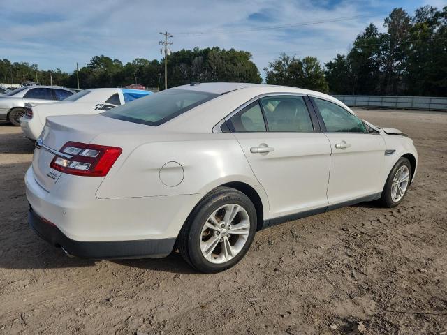 Photo 3 from auction – 2018 FORD TAURUS SEL with VIN 1FAHP2E88JG111015