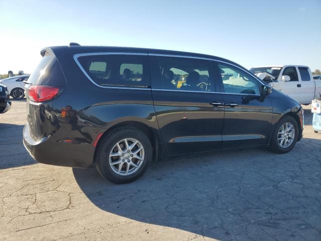 Photo 3 from auction – 2017 CHRYSLER PACIFICA T with VIN 2C4RC1BG9HR753350