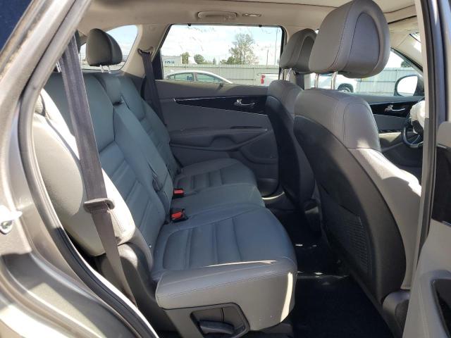 Photo 11 from auction – 2016 KIA SORENTO EX with VIN 5XYPH4A10GG125851