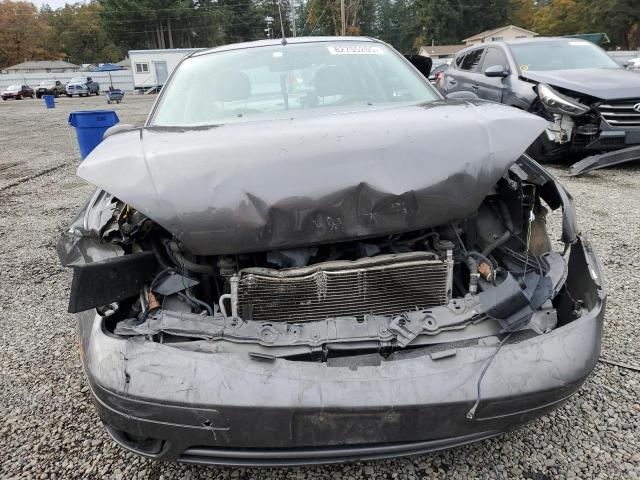 Photo 5 from auction – 2005 FORD FOCUS ZX4 with VIN 1FAFP34N65W181399