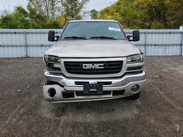 Photo 5 from auction – 2005 GMC NEW SIERRA K1500 with VIN 2GTEK19V751136724