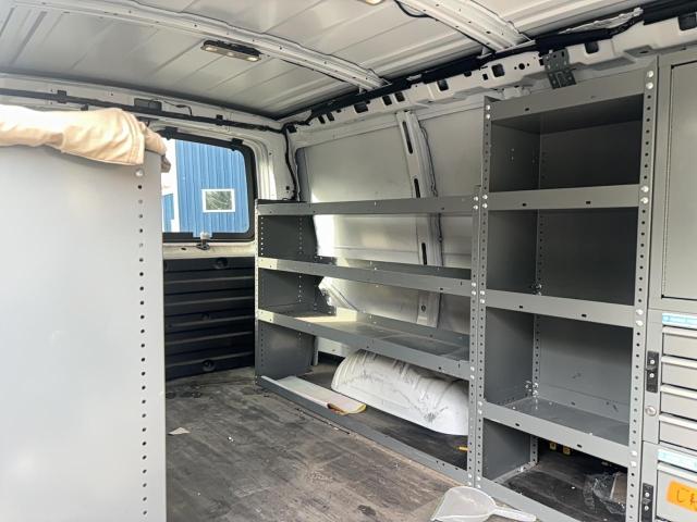 Photo 6 from auction – 2016 CHEVROLET EXPRESS G2 with VIN 1GCWGAFG2G1188654