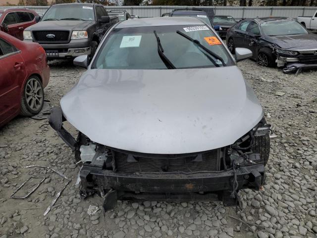 Photo 5 from auction – 2017 TOYOTA CAMRY LE with VIN 4T1BF1FK1HU651742