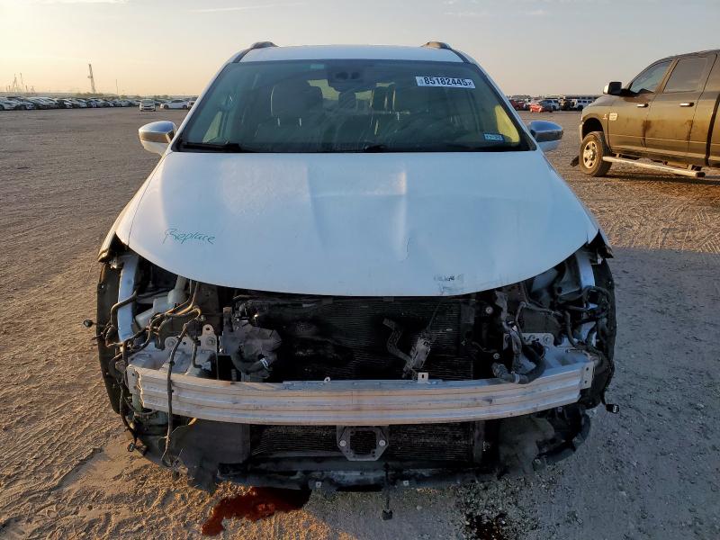 Photo 5 from auction – 2018 CHRYSLER PACIFICA H with VIN 2C4RC1N76JR105143