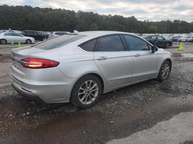 Photo 3 from auction – 2019 FORD FUSION SE with VIN 3FA6P0HD5KR261968