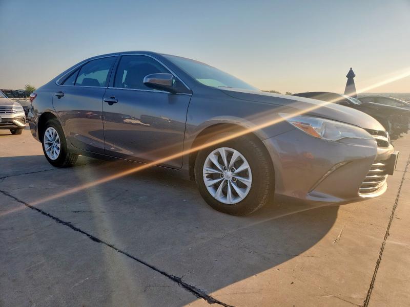 Photo 4 from auction – 2016 TOYOTA CAMRY LE with VIN 4T4BF1FK1GR584726