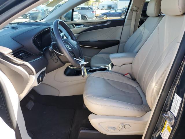 Photo 7 from auction – 2019 LINCOLN MKC RESERV with VIN 5LMCJ3D92KUL44213