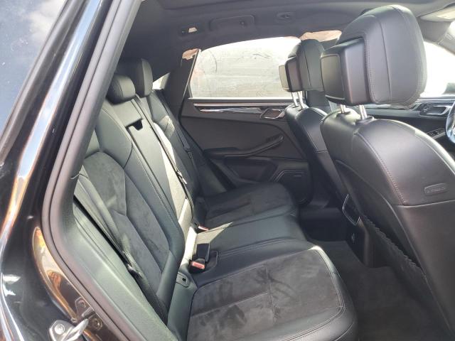 Photo 11 from auction – 2017 PORSCHE MACAN with VIN WP1AA2A52HLB04392