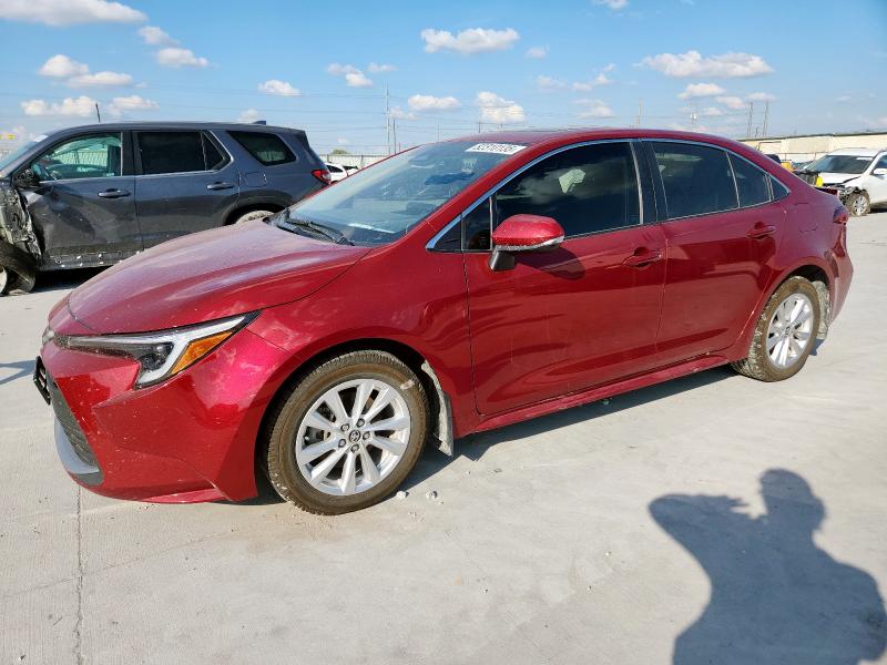 TOYOTA COROLLA LE 2024 with VIN JTDBCMFE8RJ028517 - Photo from auction