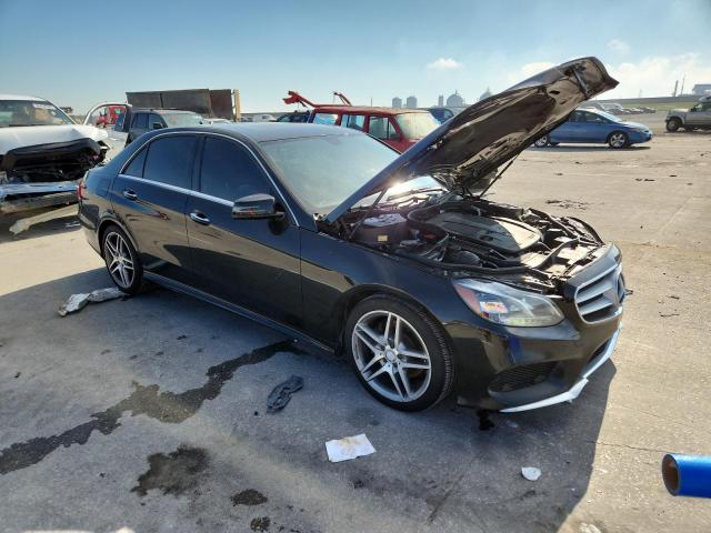 Photo 4 from auction – 2016 MERCEDES-BENZ E with VIN WDDHF5KB0GB239047