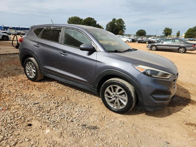 Photo 4 from auction – 2016 HYUNDAI TUCSON SE with VIN KM8J23A45GU212151