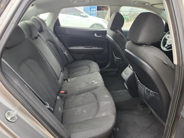 Photo 10 from auction – 2016 KIA OPTIMA with VIN 5XXGT4L33GG073679