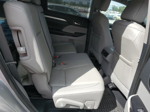 Photo 10 from auction – 2019 TOYOTA HIGHLANDER with VIN 5TDKZRFH6KS564560