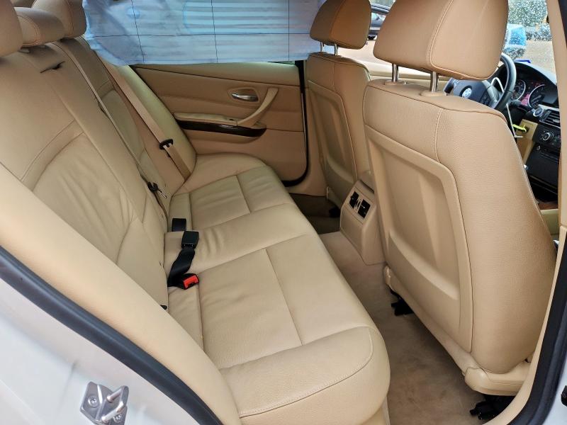 Photo 10 from auction – 2011 BMW 328 I with VIN WBAPH7C52BE683121