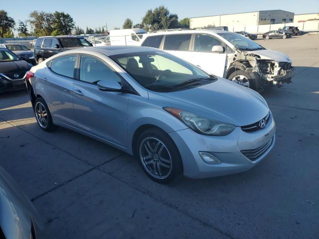 Photo 4 from auction – 2011 HYUNDAI ELANTRA GL with VIN 5NPDH4AE4BH033357