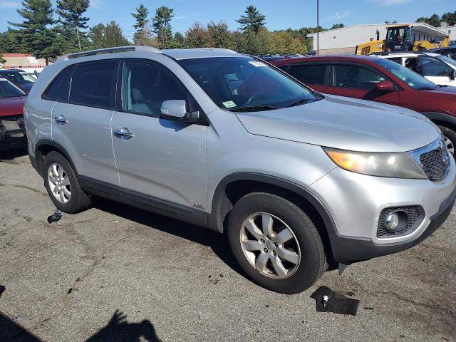 Photo 4 from auction – 2012 KIA SORENTO BA with VIN 5XYKTCA69CG227352