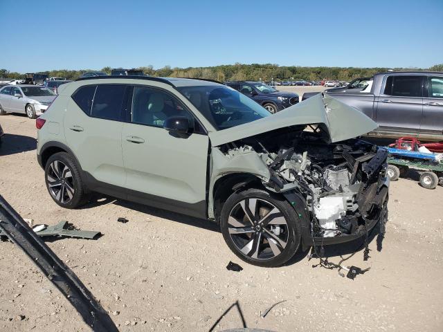 Photo 4 from auction – 2025 VOLVO XC40 PLUS with VIN YV4L12UC4S2605489