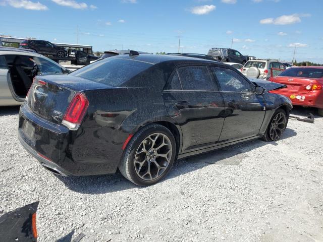 Photo 3 from auction – 2015 CHRYSLER 300 S with VIN 2C3CCABGXFH833009