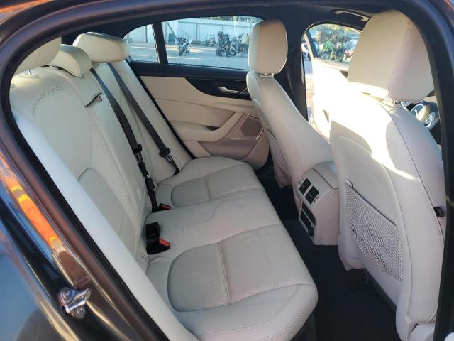 Photo 10 from auction – 2020 JAGUAR XE S with VIN SAJAE4FX1LCP58015