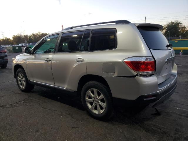 Photo 2 from auction – 2011 TOYOTA HIGHLANDER with VIN 5TDBK3EH0BS069029
